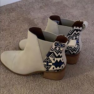 Toms booties